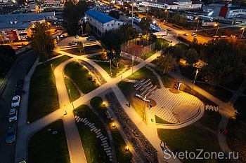Освещение в сквере «Полтавский», Красноярск