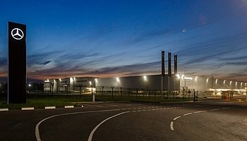 Philips Lighting и «Мерседес-Бенц РУС» задают инновационные стандарты качества складского освещения