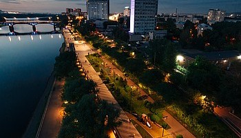 Освещение правобережной набережной Енисея в Красноярске. Видео