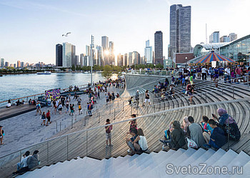  : Chicago Navy Pier