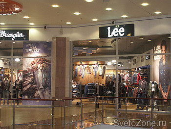   Lee  Wrangler
