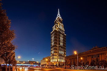  Alcon Tower